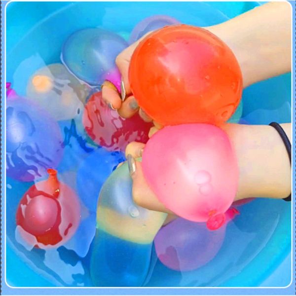 37 magic water balloons in a single bundle, packaged in a card insert.