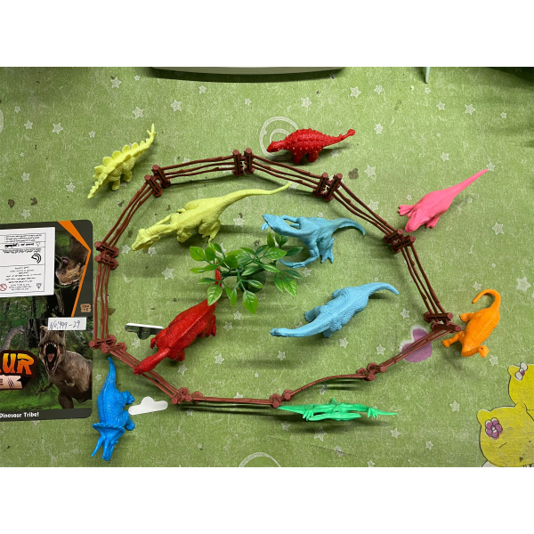 Dinosaur Scene Set