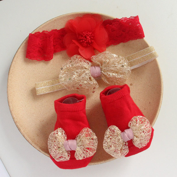 Newborn Hairband + Socks 3 pcs set (box to be filled by yourself)