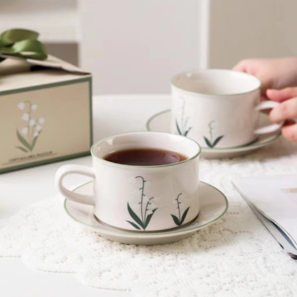 Набор кофейных чашек и блюдец Flower Coffee Cup & Saucer Set Monochrome Clear [английская упаковка