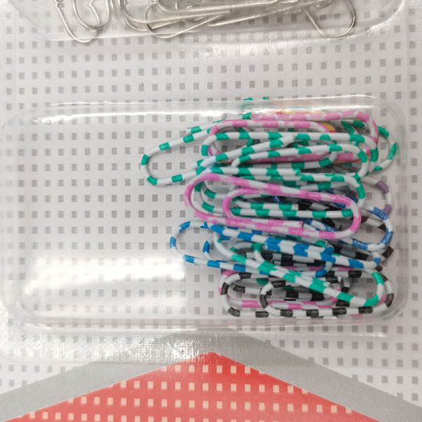 40pcs paper clips+20pcs thumbnails