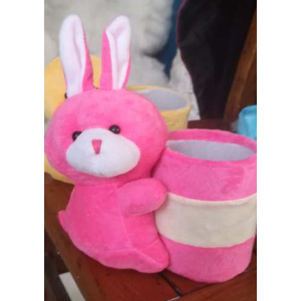 Plush pen holder