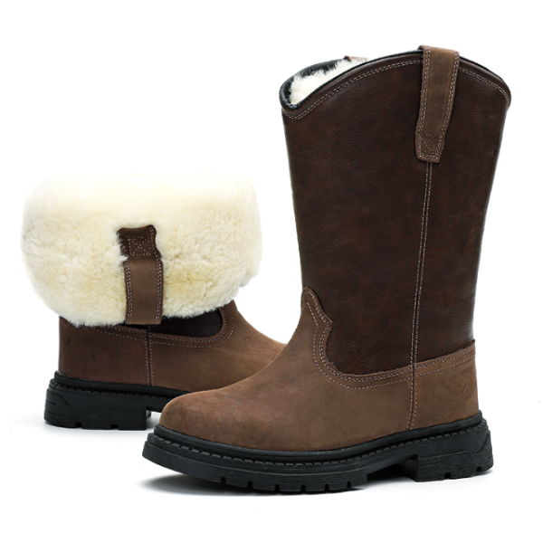 Warm snow boots with real wool lining