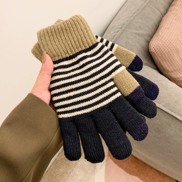 Warm Couple Cute Woolen Stripe Touchable Gloves